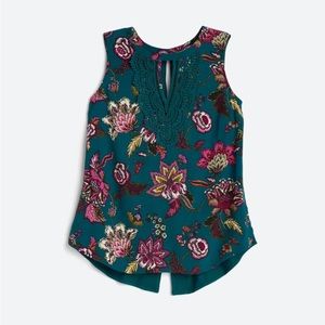 Daniel Rainn Petite Large Quinn Sleeveless Keyhole Crochet Blouse